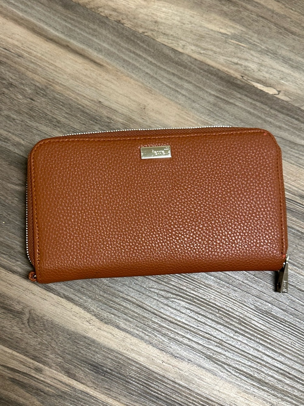 Jewell By Thirty-One Brown Zip Around Wallet